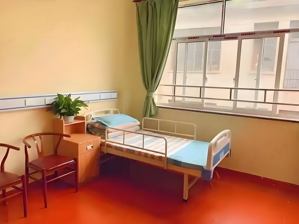 应届生创业入户深圳_日本褐发少女控告大阪府因遭学校强迫染黑发 个非大的问题常重是一